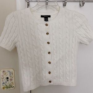 Short sleeve cable knit top